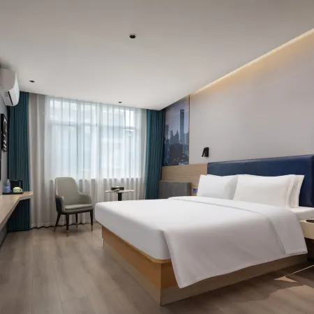 Qi Tian Hotel (Xinhua Railway Station) Отели в г. Синьхуа