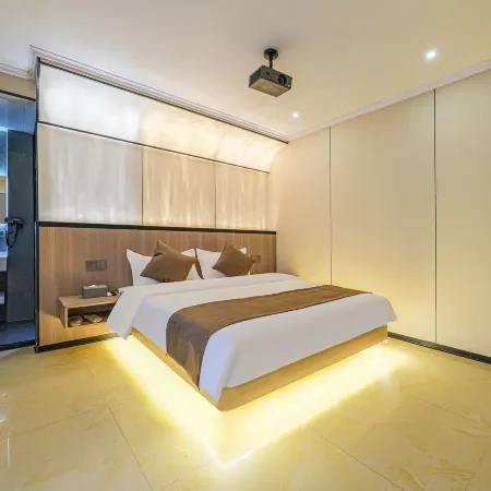 Youjia Xiaoyuan Homestay (Jinjiang Wanda Plaza Wudianshi Traditional Blocks)
