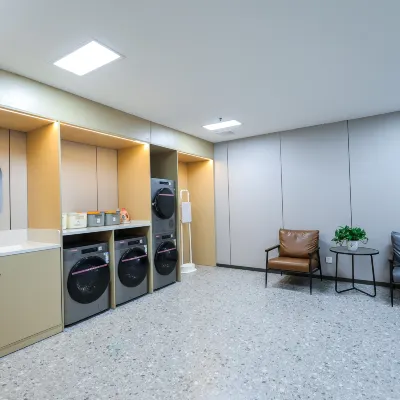 Eaka Hotel (Shijiazhuang Beiguo Mall, Jianshe Street) โรงแรมใกล้ถนนยู่หัว