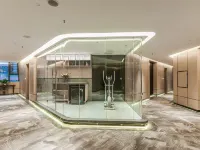 Dong Sen Hotel - parking