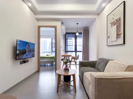 Yunxi Homestay (Ganzhou The Mixc Tianzuan)