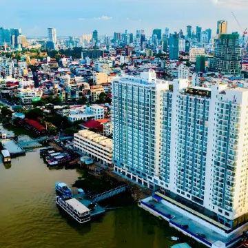 X One Hotel