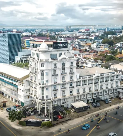 Luminor Hotel Palembang by WH Отели в г. Sekip Jaya