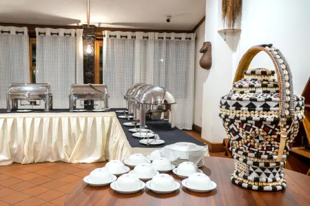 Masindi Hotel Отели в г. Беруули