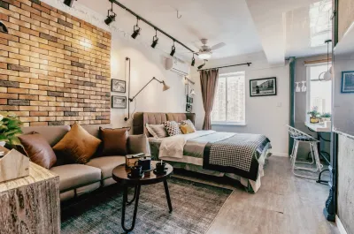 Kelinzhen Homestay (Jingdezhen Changjiang Hospital) Hotels near Jiangxi Helicopter Science and Technology Museum