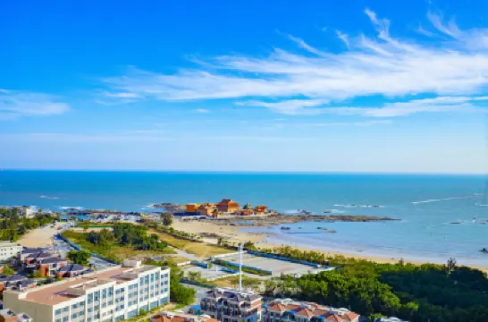 Sea View Homestay (Gold Coast Luojia Temple Branch) Hotels near Shishi Gold Coast