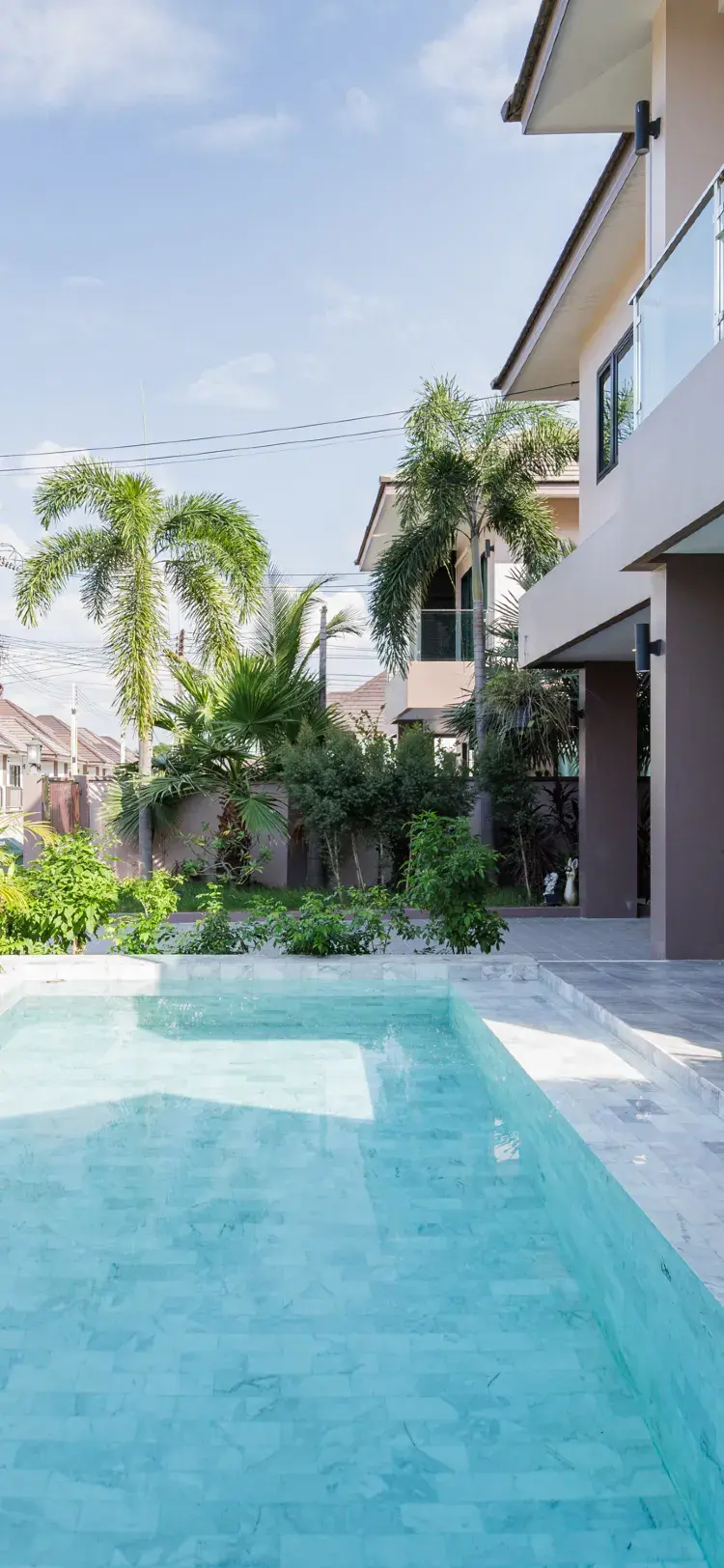 Pattaya Single-family Four-bedroom Villa For 10 People With Billiard Table