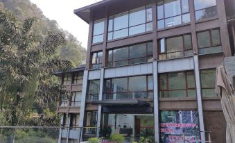 Longsheng Hot-spring Hotel