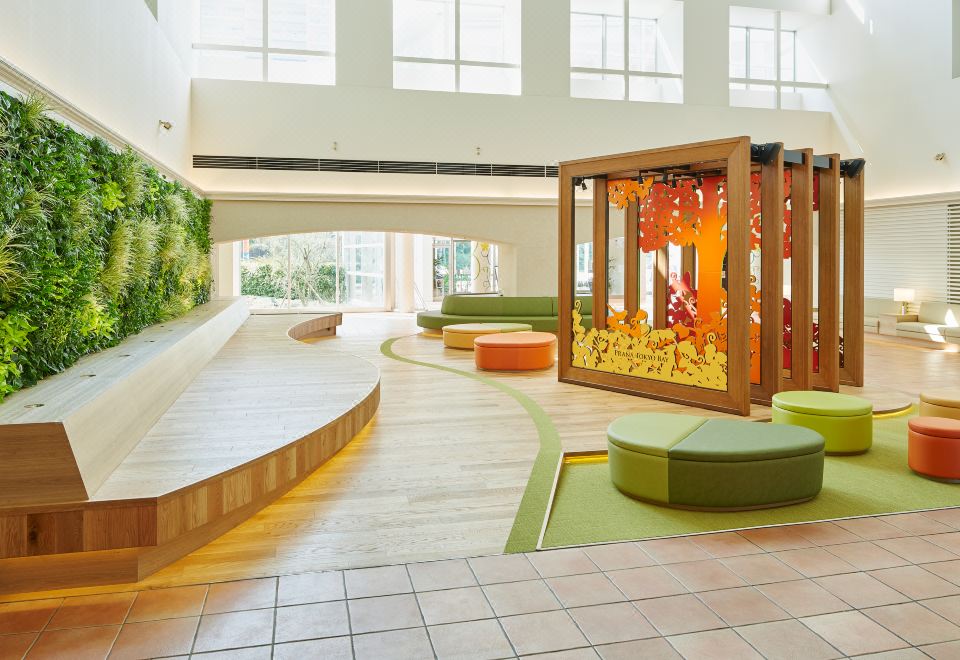 2. 미츠이 가든 호..