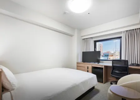 Daiwa Roynet Hotel Yokohama-Koen Отели рядом со станцией Minatomirai sen Railway Station