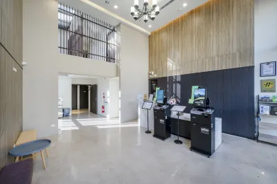 CHECK inn Express Taichung Fuxing Hotel in zona Scent Library