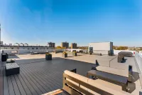 4211 Suites