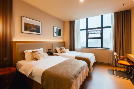 Jintang Chuangminglijing Hotel Отели рядом с достопримечательностью «Wufengxi Ancient Town»