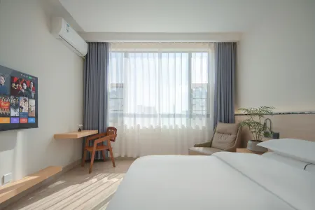 Qujing 1 +1 Express Hotel Отели рядом с достопримечательностью «Qujing Bund Cultural Tourism Scenic Area»