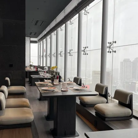 Weihai Baina Ruiting Hotel (Weihai Center)