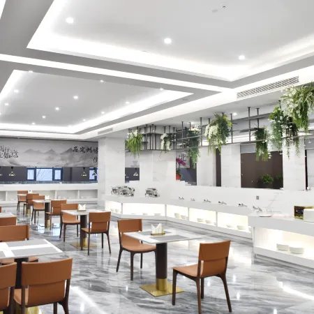 Ding Zhou International Hotel
