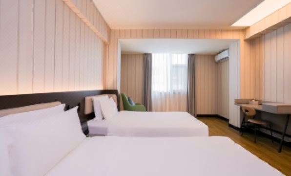 HanTing Hotel (Sanya Bay)