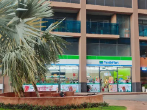 Beautiful District 7 · Matahome Residence in Ho Chi Minh City – Includes Pool and Gym