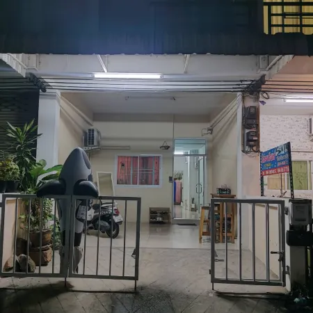Eco hostel Bangsaen