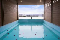 Mile Qinglanju Hot Spring Resort Hotel - Rooftop Pools