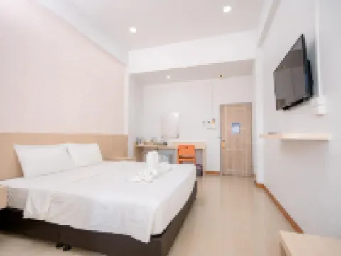Top Inn Hotel ムアンマハーサーラカームのホテル