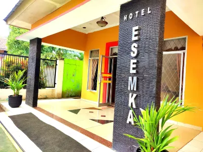 Esemka Hotel and Convention Kotabumi Hotel dekat Museum Kotabumi Lampung Utara