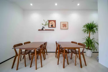 Tonglu Tangxia 91 Homestay Отели в г. Тунлу