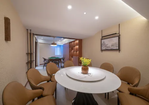 Zhangjiajie Ldyllic Pondside Timber Lodge Dining Photos