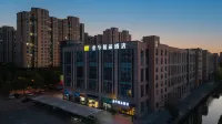 No.1 Boutique Hotel (Changshu Qinhu Branch) Hotels near Zhonghong Wanjia