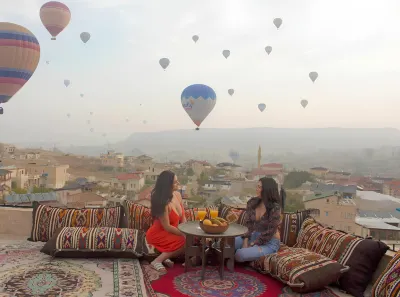 Kismet Cave Mansion Hotels in 