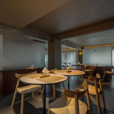 Bamu Hotel