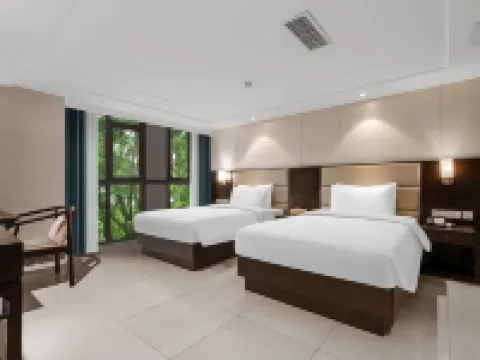 Starway Hotel (Dujiangyan Scenic Area Nanqiao) Hotels in Dujiangyan