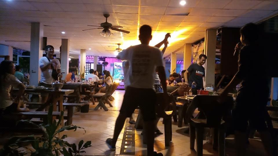 Happiness Resort의 깔끔하고 현대적인 객실 인테리어