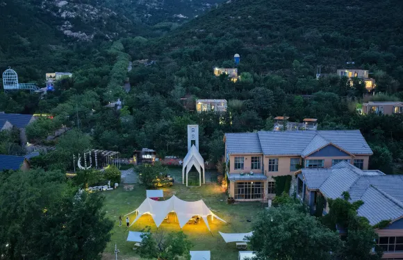 日照不負·泉山雲頂野奢美宿