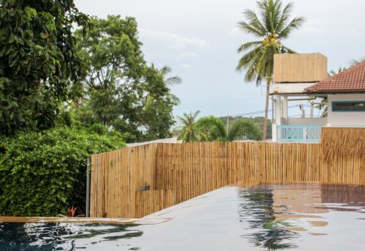 리조트 수영장 모습