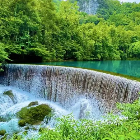 Xingyue Private Hot Spring Homestay (Libo Xiaoqikong Scenic Area East Gate)