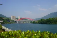 長陽清江假日飯店 - 山景