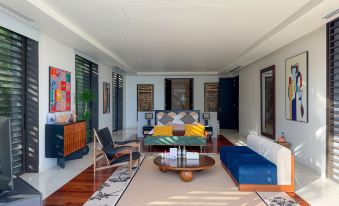 Villa Serenity- Oceanfront Pool Villa with Cinema and Gym