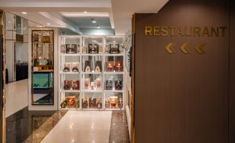 Golden Empire Suvarnabhumi Hotel