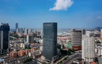 Langlizi Hotel (Lianyungang On the Sea Park Jiaruibao Plaza) Отели рядом с достопримечательностью «Остров Цинь»