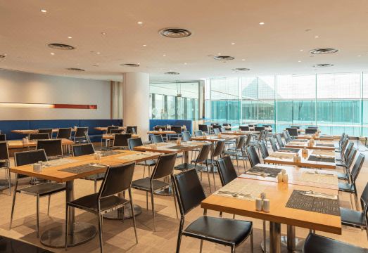 1. 노보텔 센추리 ..