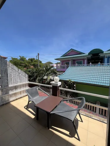 รูปภาพของบ้านรักน้ำ เกาะล้าน