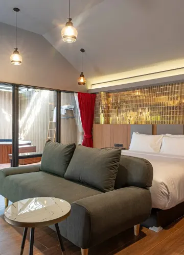 จากุชชี่วิลล่า