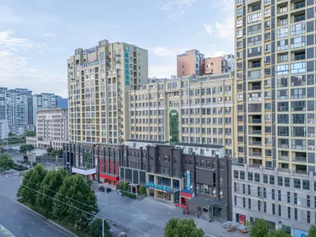 City Comfort Inn Hotel (Tongshan Yingbin Dadao Diyi Zhongxue) Отели в г. Туншань