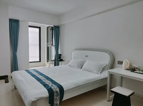 Yujian Apartment (Putian Railway Station Branch)