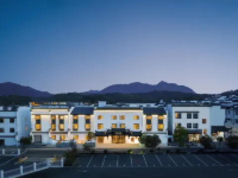 Atour Hotel, Tourist Center of Huangshan Hongcun Scenic Area Hotels in Yi County