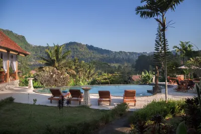 The Kanjeng Signature Sidemen Hotels near Gembleng Waterfall