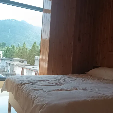 Zhouning Ruiya Homestay (Shangcheng Plaza)