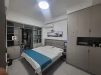 Yiyi Luxury Movie Homestay (Huiquan Xiyuecheng) Hotels in Mazhai Industrial Park