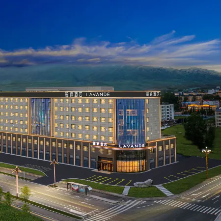 Lifeng Hotel (Zhaosu Tianma Lake Branch)